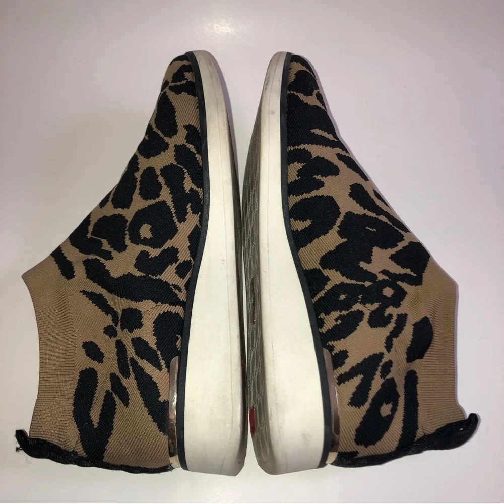 Sz 9 Louise et Cie Leopard Print Lo Breyson Sock Sneaker